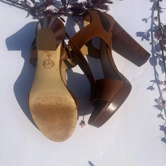 Michael Kors Brown and Gold Platform Heels - Picture 7 of 10